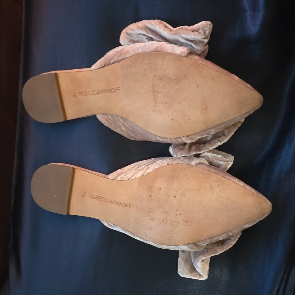 Sz 7 Rose Crushed Velvet Rebecca Minkoff Mules - Picture 3 of 6